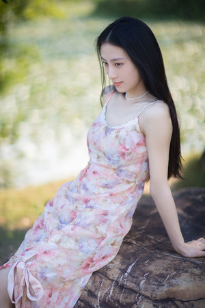 精致美少妇全裸和炮友调情