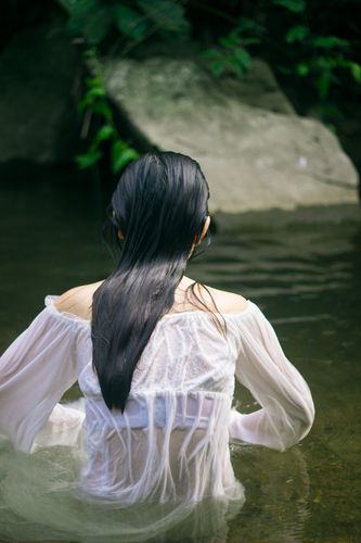 麻花传md0174董小宛