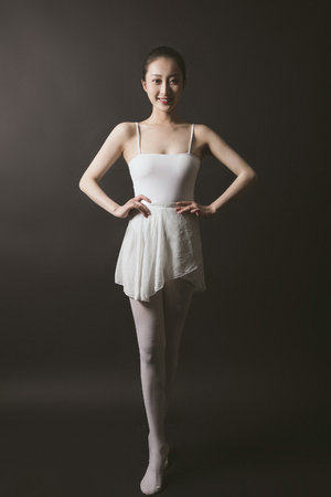 果然一片爱液像泄洪般喷了出来